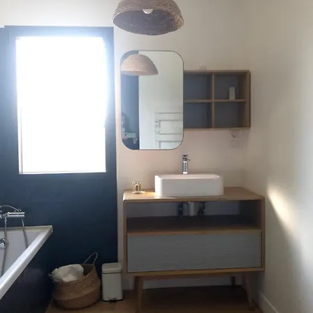 Des Ecureuils A Les Bains 4* Andernos-les-Bains