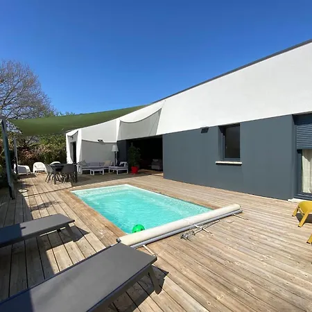 Hotel Des Ecureuils A Les Bains Andernos-les-Bains
