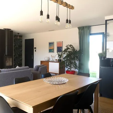Des Ecureuils A Les Bains Ξενοδοχείο 4*